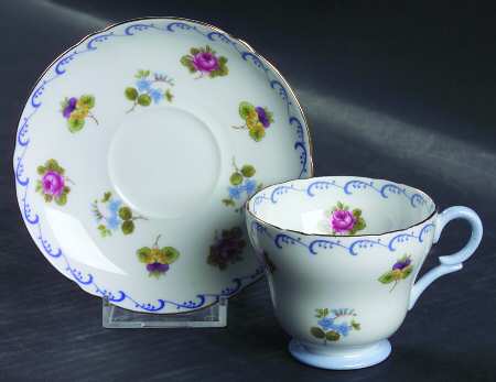 13518 Footed Demitasse Cup & Saucer Set