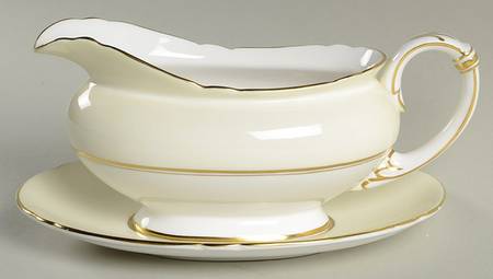 Trent Gravy Boat & Underplate