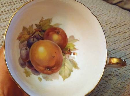 14208 Footed Cup