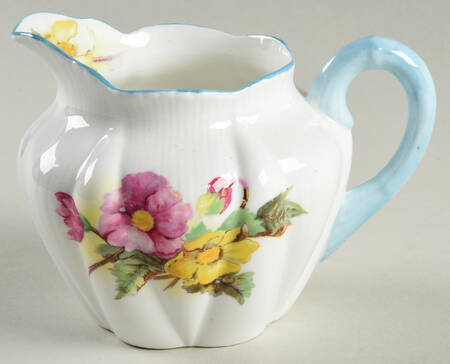 Begonia (Dainty Shape) Creamer