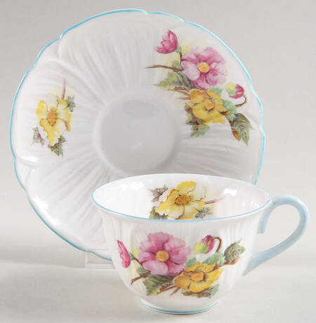 Begonia (Oleander Shape) Flat Cup & Saucer Set