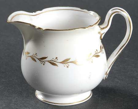 Bridal Wreath Mini Creamer