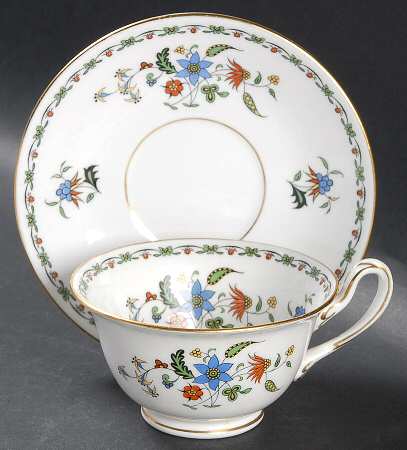 Chelsea Footed Cup & Saucer Set
