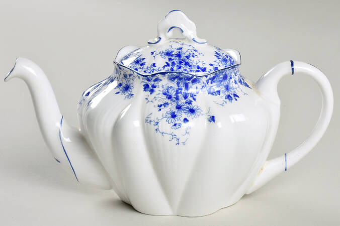 Dainty Blue Mini Teapot & Lid
