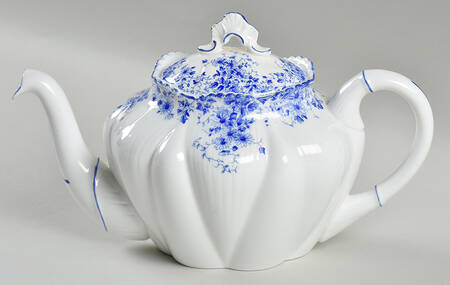 Dainty Blue Small Teapot & Lid