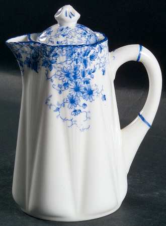 Dainty Blue Small Hot Water Jug & Lid