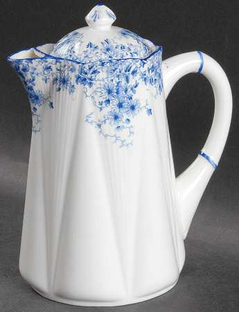 Dainty Blue Hot Water Jug & Lid