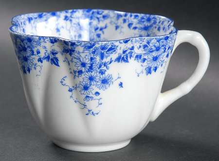 Dainty Blue Snack Cup