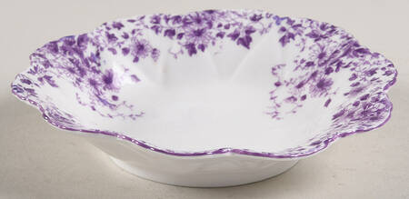 Dainty Mauve Nut Dish