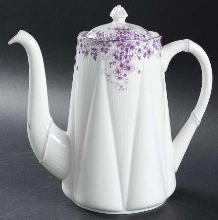 Dainty Mauve Coffee Pot & Lid
