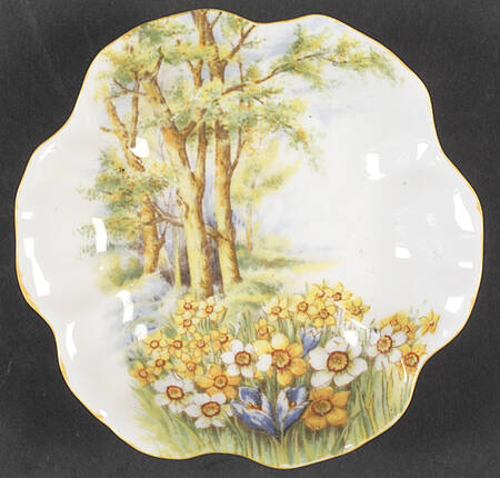 Daffodil Time Nut Dish