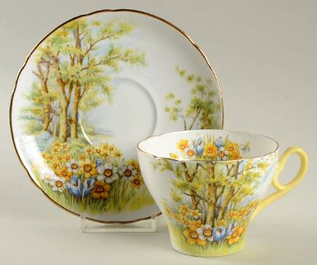 Daffodil Time Flat Cup & Saucer Set