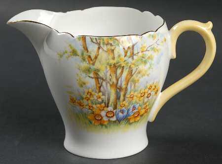 Daffodil Time Creamer