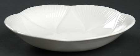 Dainty White (No Trim) Coupe Cereal Bowl