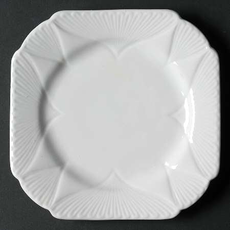 Dainty White (No Trim) Square Dessert Plate