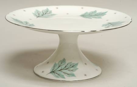 Drifting Leaves 8" Diameter Pedestal Cake Stand