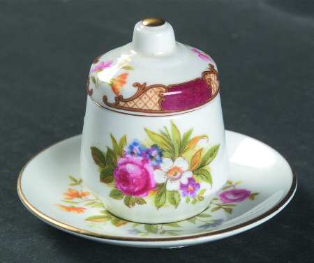 Dubarry Maroon Mustard & Lid with Underplate