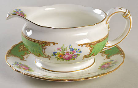 Duchess Green Gravy Boat & Underplate