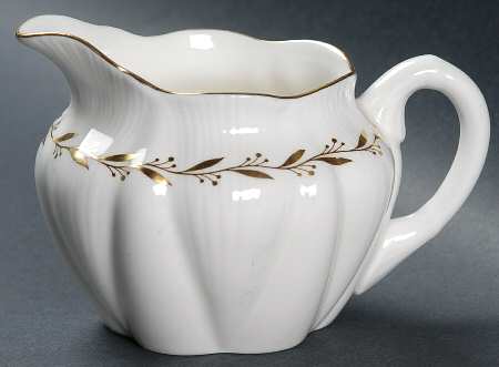 Elegance Mini Creamer