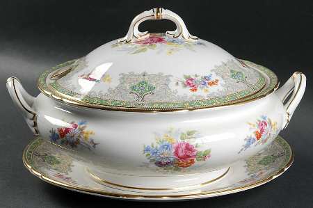 Georgian Green Tureen & Lid w/Underplate