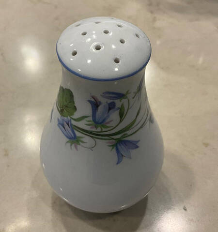 Harebell (Dainty) Pepper Shaker