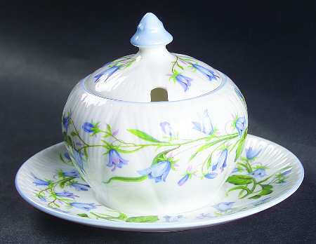 Harebell (Dainty) Mustard & Lid with Underplate