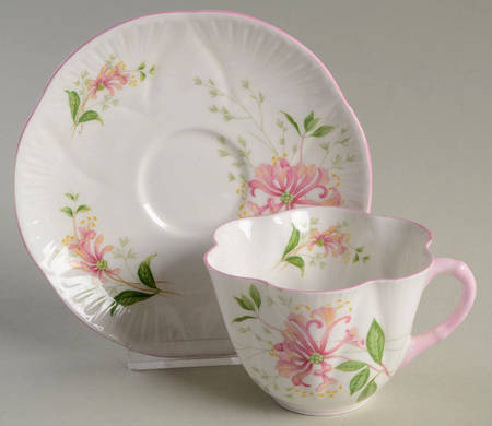 Honeysuckle Flat Cup & Saucer Set