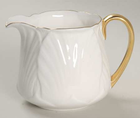Oleander (Gold Trim) Creamer
