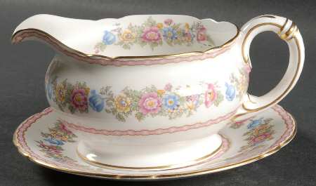 Pompadour Gravy Boat & Underplate