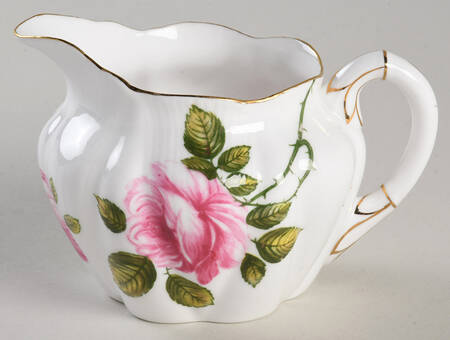 Rambler Rose (Dainty) Creamer