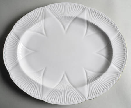 Regency 14" Oval Serving Platter