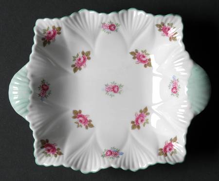 Rosebud (Dainty Shape) 6" Square Sweet Meat