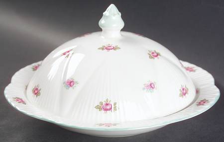 Rosebud (Dainty Shape) Muffin Dish & Lid