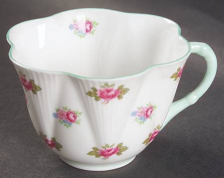 Rosebud (Dainty Shape) Snack Cup