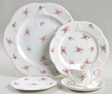 Bridal Rose (Dainty Shape) 5 Piece Place Setting