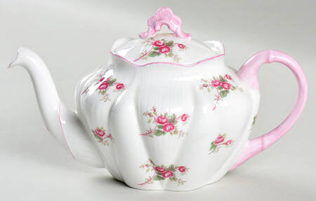 Bridal Rose (Dainty Shape) Mini Teapot & Lid