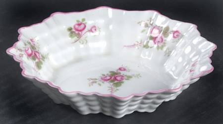 Bridal Rose (Dainty Shape) Round Sweet Meat Dish