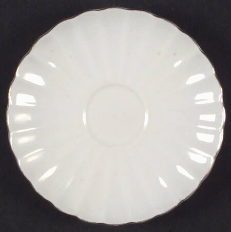 SHE4 Saucer