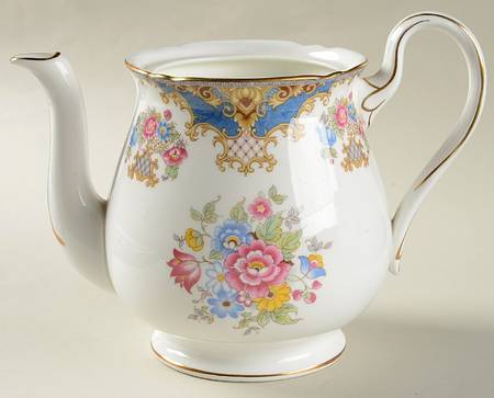 Sheraton Blue (Scalloped) Teapot No Lid