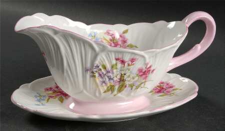 Stocks Pink (Oleander Shape) Gravy Boat & Underplate