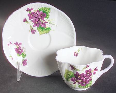 Violets (Dainty) Flat Cup & Saucer Set