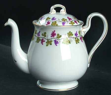 Wine Grape Teapot & Lid