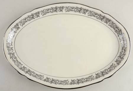 Anastasia 13" Oval Serving Platter