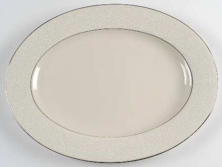 Mantilla 15" Oval Serving Platter