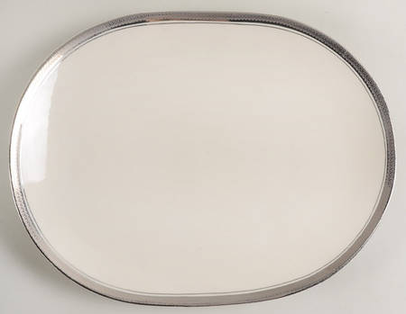 Royal Baroness (Platinum Trim) 12" Oval Serving Platter