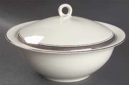 Royal Baroness (Platinum Trim) Round Covered Vegetable