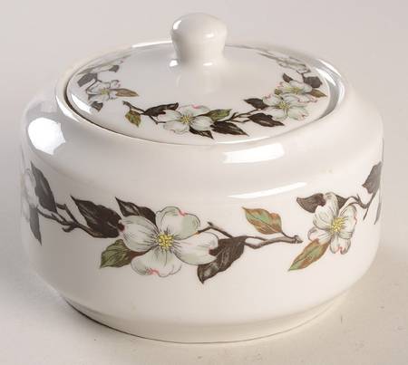 Northern Dogwood White Sugar Bowl & Lid