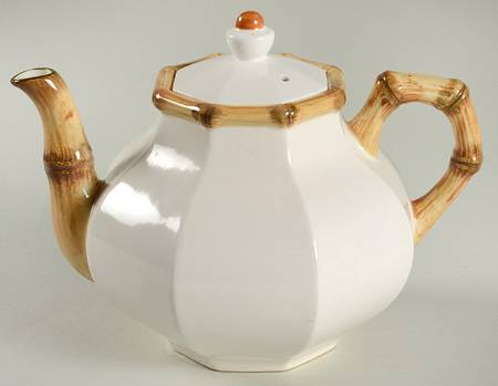 Bamboo Decorated Teapot & Lid