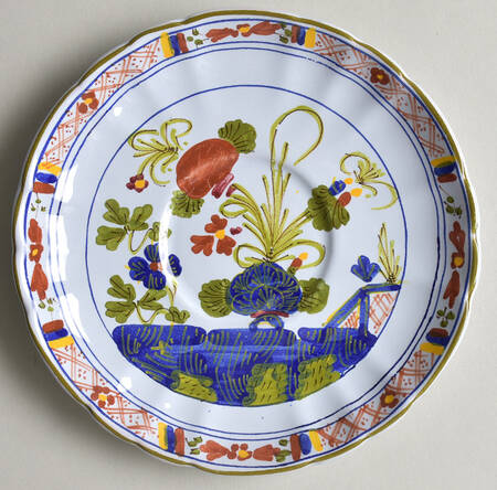 Carnation Saucer for Flat Cup
