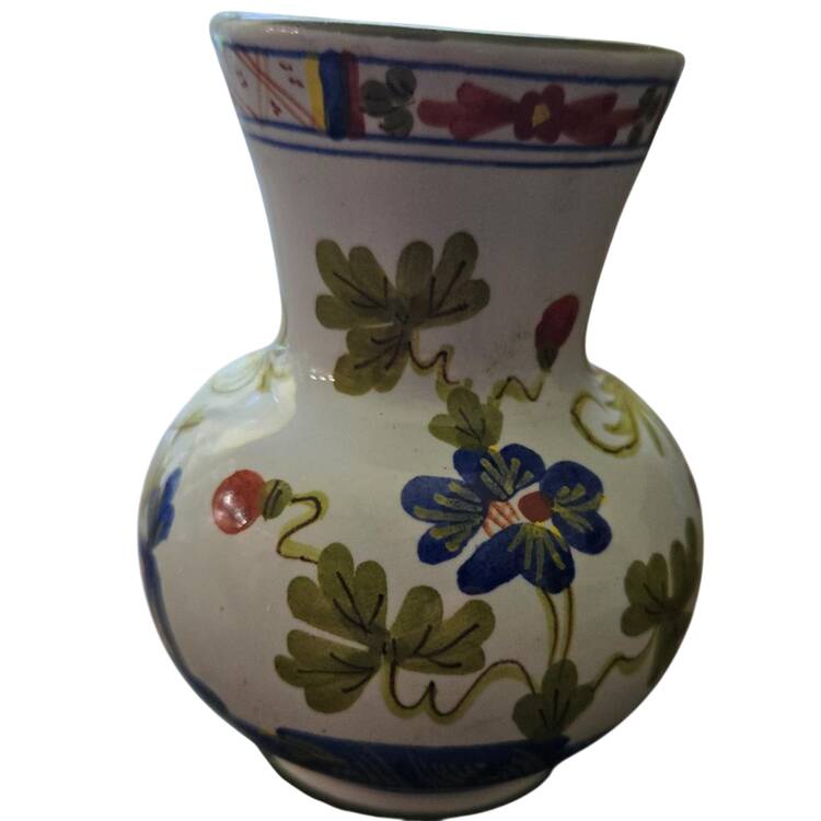 Carnation 4" Vase